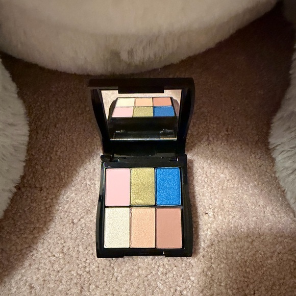 Mary Kay Eyeshadow Palette - Pink Gold Blue Neutrals